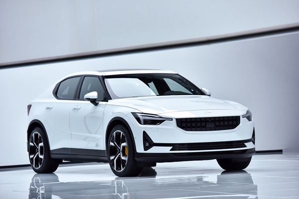 a Polestar 2 外觀1.jpg