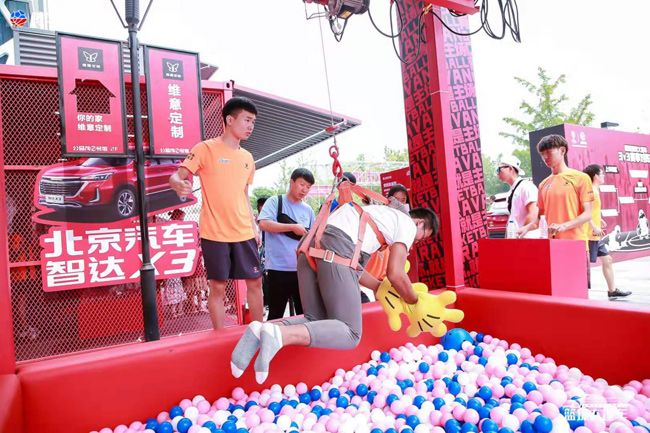 攜三大BUFF來(lái)襲 最強(qiáng)A0級(jí)SUV智達(dá)X3登陸鄭州