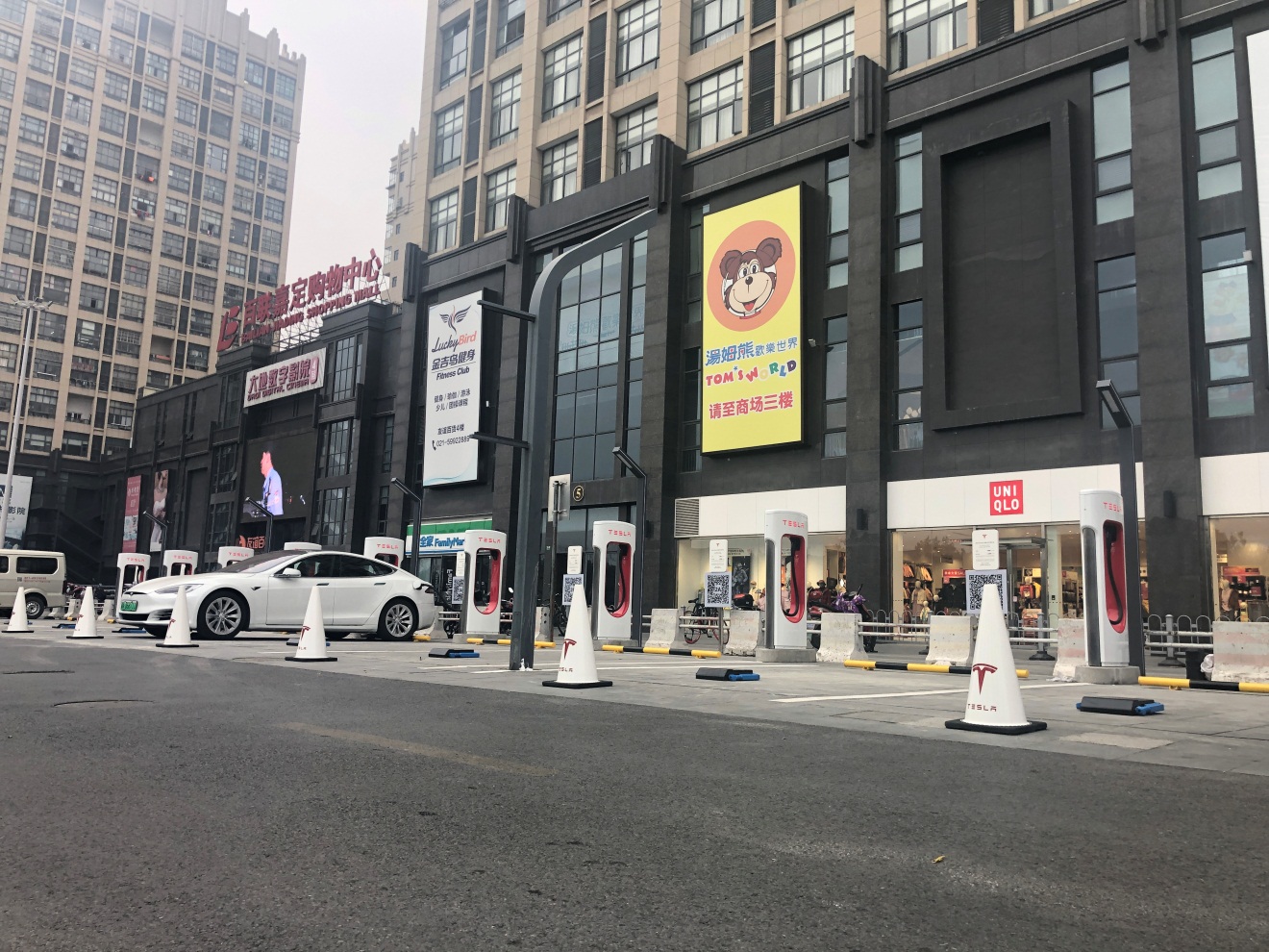 加速升級 特斯拉在中國大陸第300個超級充電站落成