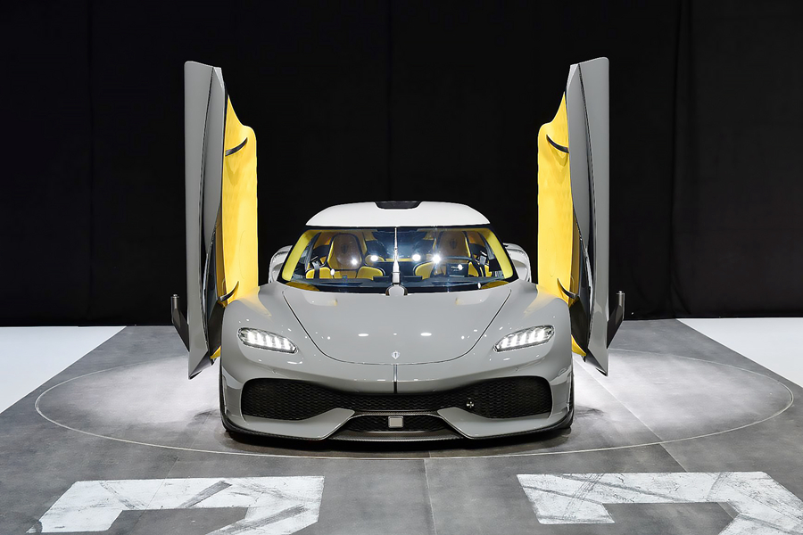 續航1000km/百公里加速1.9s 恒大與科尼賽克推出首款新能源超跑