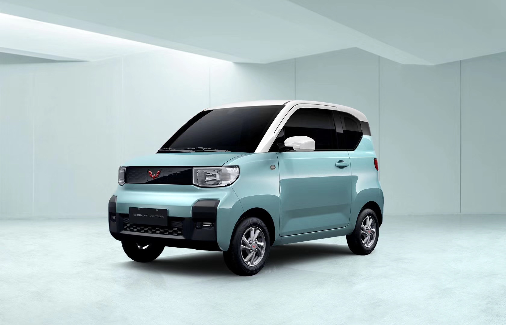 五菱全新電動車正式命名為宏光MINI EV