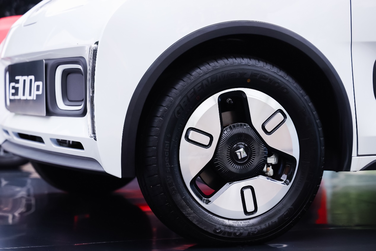 售價6.48萬元~8.48萬元 寶駿E300/E300Plus正式上市