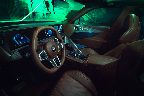 a 05. BMW XM概念車駕駛艙.jpg