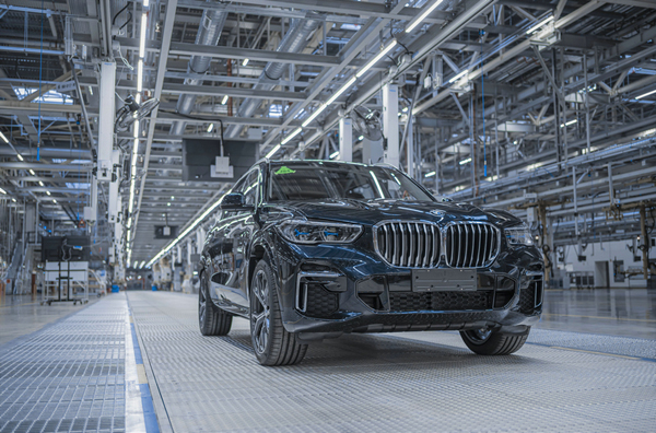 04.全新BMW X5.jpeg